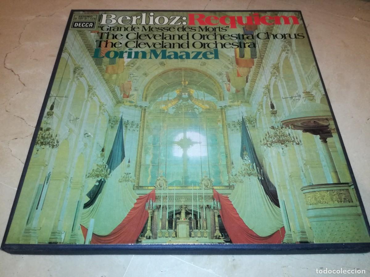 Discos de vinilo: CAJA CON 2 LPs DE BERLIOZ-REQUIEM-LORIN MAAZEL-EN EXCELENTE ESTADO