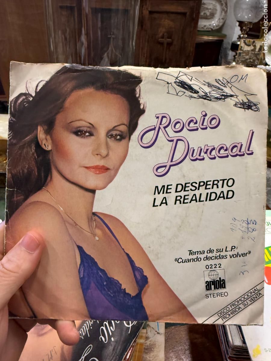 Discos de vinilo: SINGLES ROCIO DURCAL - QUE EL MUNDO RUEDE - Foto 2