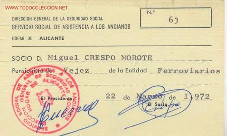 Documentos antiguos: Carnet de Servicio Social de Asistencia a Ancianos - Foto 1