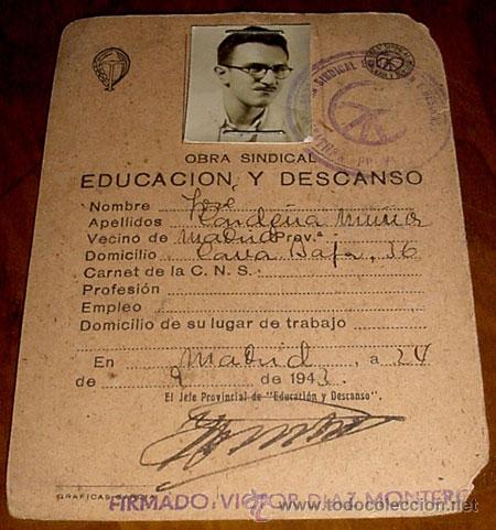 Documentos antigos: ANTIGUO CARNET OBRA SINDICAL EDUCACION Y DESCANSO . - 1943 - 11,5 X 8,5 CMS.