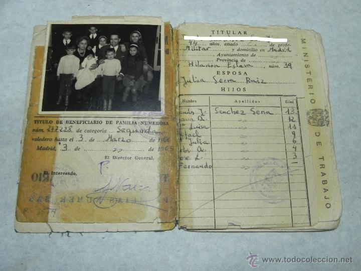 Alte Dokumente: TITULO DE FAMILIA NUMEROSA, CARNET, 1965, PROTECCION A FAMILIAS NUMEROSAS, TITULO DE BENEFICIARIO, M