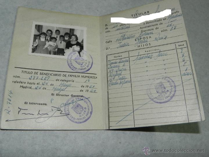 Alte Dokumente: TITULO DE FAMILIA NUMEROSA, CARNET, 1960, PROTECCION A FAMILIAS NUMEROSAS, TITULO DE BENEFICIARIO, M
