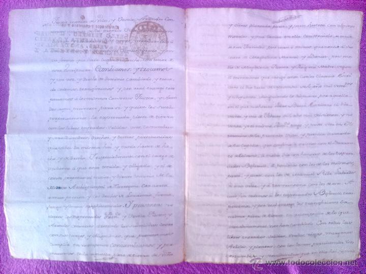 Documentos antiguos: DOCUMENTO DE LA VILLA DE REUS SOBRE TIERRAS Y TRASPASOS 1775 - Foto 2