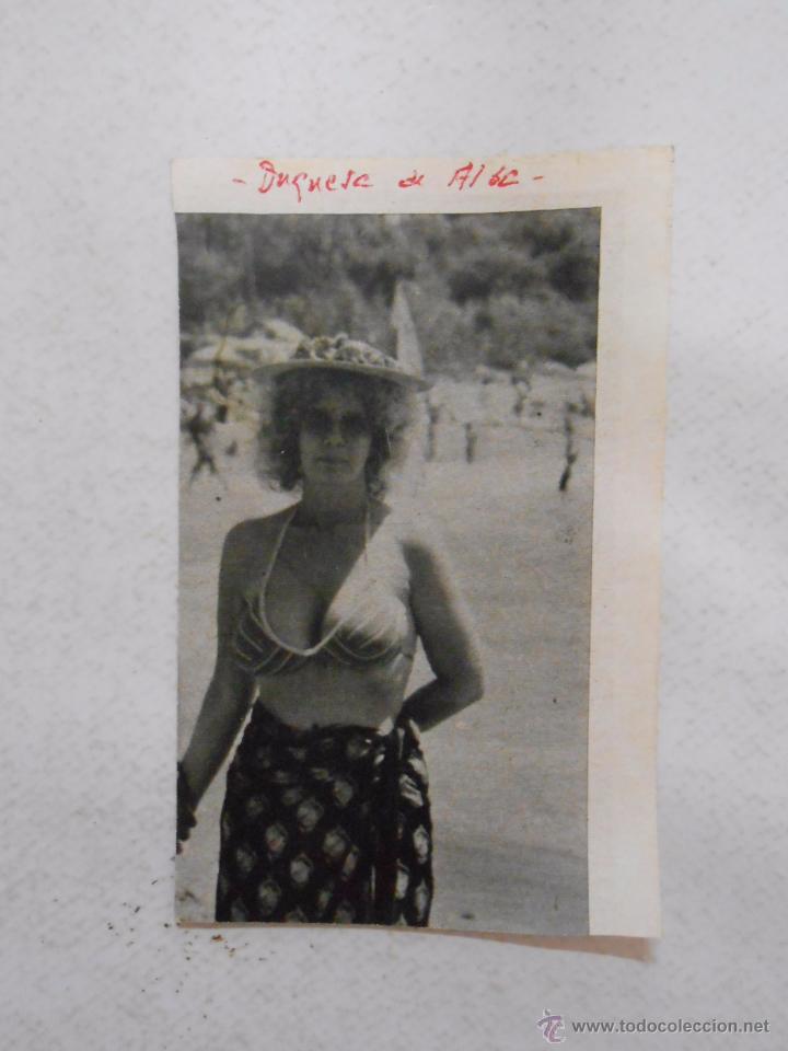 Documentos antiguos: RECORTE DE REVISTA DUQUESA DE ALBA. TDKP3 - Foto 1