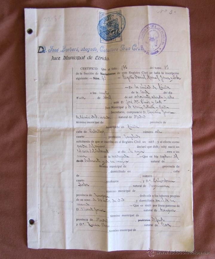Documentos antiguos: Partida de nacimiento (1888) legalizada en L&eacute;rida en 1928. Timbres y sellos