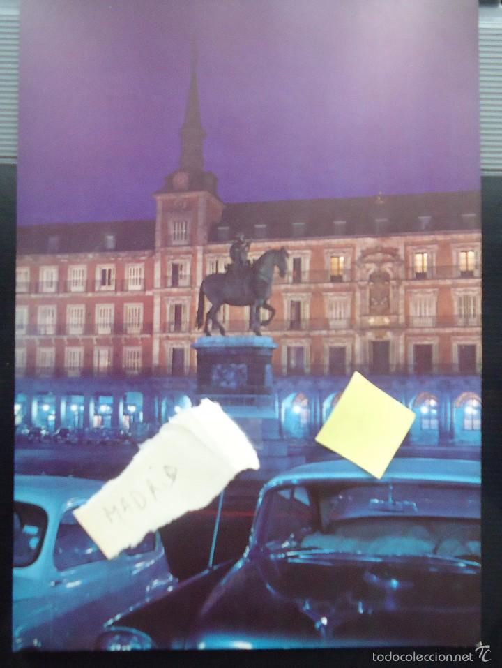 Documentos antiguos: foto revista 1967 plaza mayor madrid casa de la panaderia coche seat 600