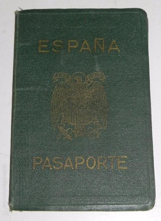 Documentos antigos: PASAPORTE ESPA&Ntilde;OL EXPEDIDO EN 1956, TAL COMO SE VE EN LAS FOTOS PUESTAS. MUCHOS VISADOS DE FRANCIA,