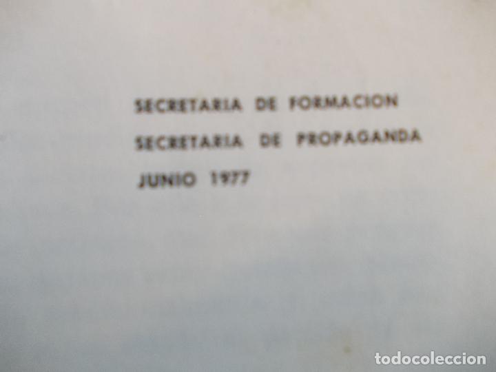 Documentos antiguos: Que es el PSOE Secretaria de propaganda- Junio de 1.977 - Foto 2