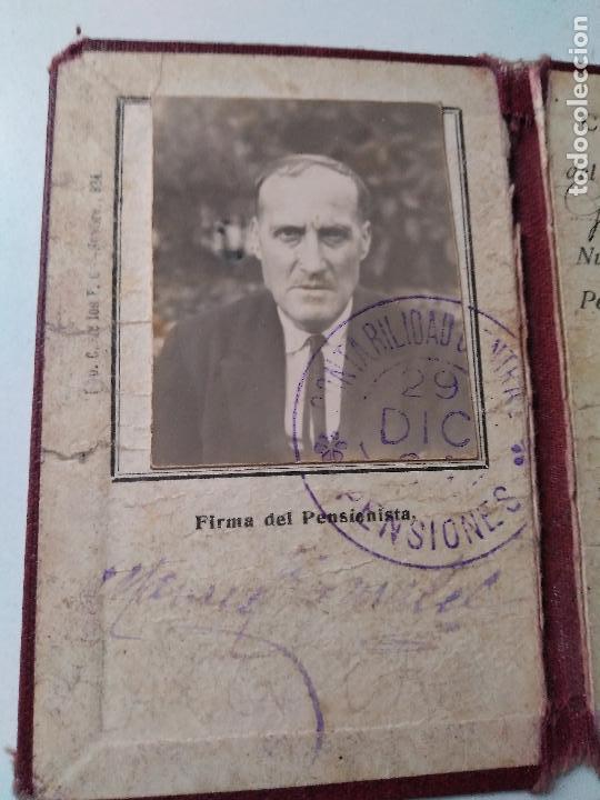 Documentos antiguos: Carnet de identidad a&ntilde;os 30? - Foto 2