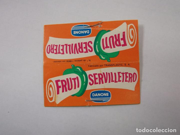 Documentos antiguos: FRUTI SERVILLETERO DANONE. CARTON. TDKP12 - Foto 1