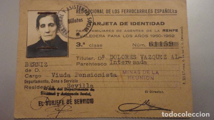 Documentos antiguos: TARJETA IDENTIDAD RENFE FERROCARRILES ESPA&Ntilde;OLES. DOLORES VAZQUEZ ALBENIZ. MINAS REUNION SEVILLA 1950