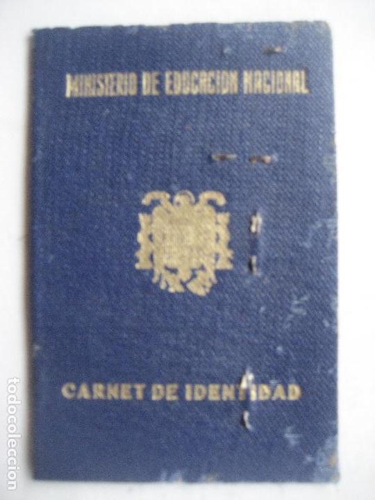 Documentos antiguos: Ministerio de Educacion Nacional. 1947. Carner de Identidad. Puigcerda.