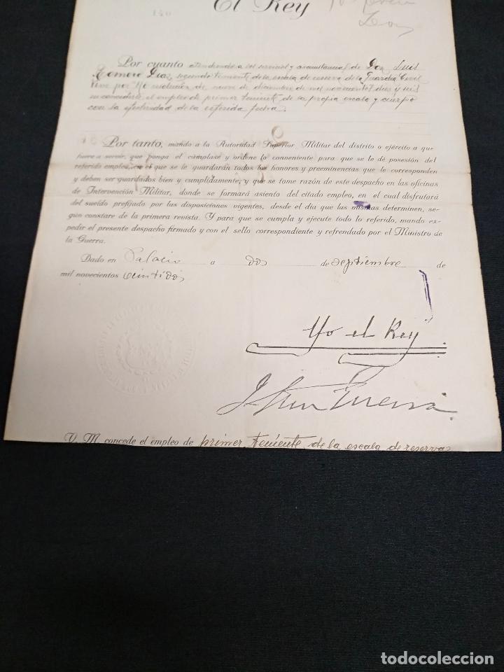 Documentos antiguos: EL REY - CONCESION DE EMPLEO DE PRIMER TENIENTE - 1922 - Foto 3