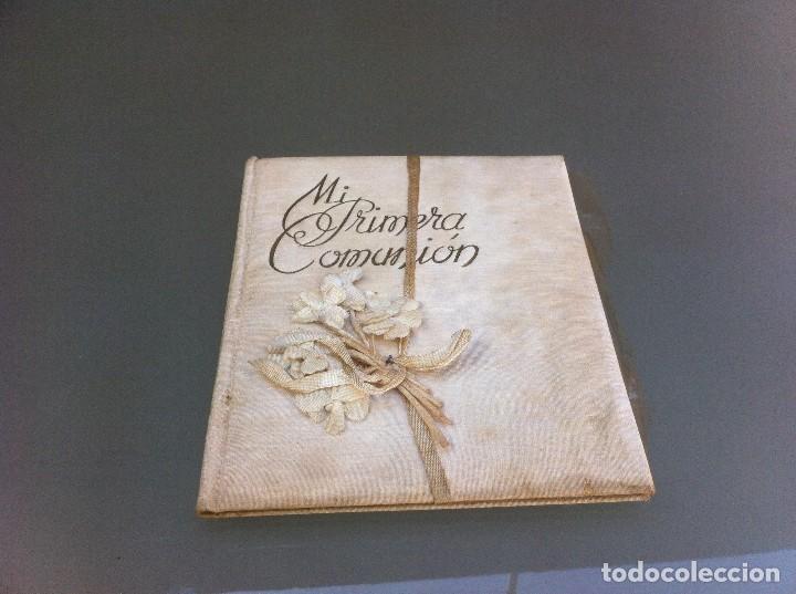 Documents Anciens: MI PRIMERA COMUNI&Oacute;N.  LIBRO, RECUERDO.  ILUSTRACIONES DE PAMIES. GR&Aacute;FICAS PEDR&Oacute;S, 1953. BARCELONA.