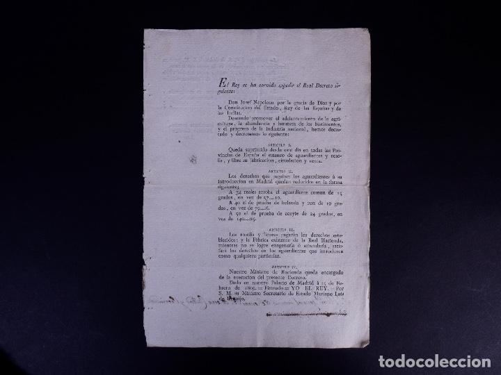 Documentos antiguos: REAL DECRETO DE JOSEF NAPOLE&Oacute;N. SEGOVIA 1809 - Foto 1