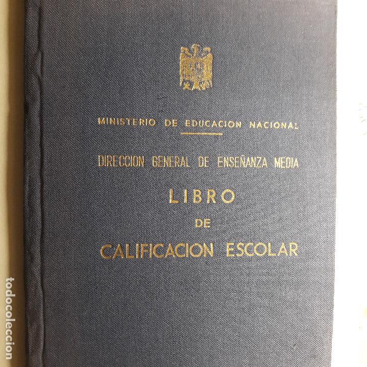 Documentos antiguos: ANTIGUO libro de calificaci&oacute;n escolar - Foto 1