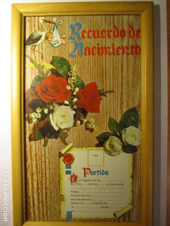 Documentos antiguos: recuerdo de nacimiento con marco vintage - Foto 1