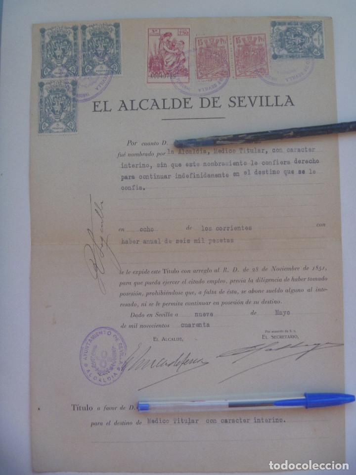 Documentos antiguos: AYUNTAMIENTO DE SEVILLA : NOMBRAMIENTO MEDICO TITULAR . SEVILLA, 1940. VI&Ntilde;ETA REPUBLICA . ALCALDIA
