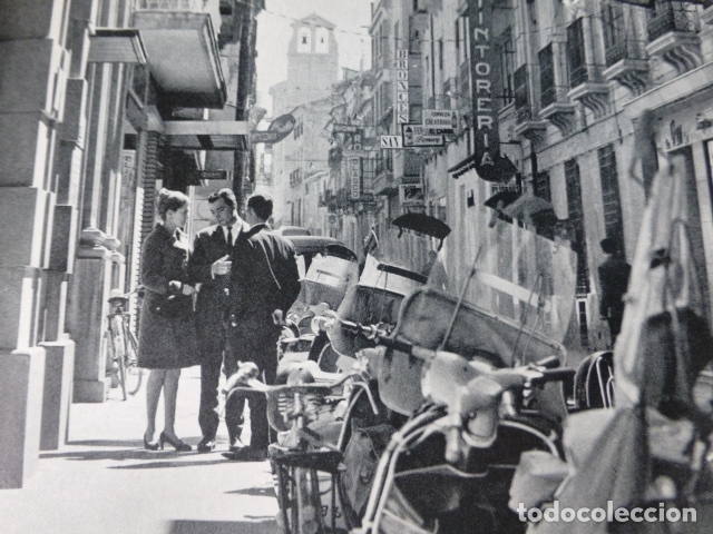 Documentos antiguos: ALBACETE UNA CALLE ANTIGUA LAMINA HUECOGRABADO A&Ntilde;OS 60