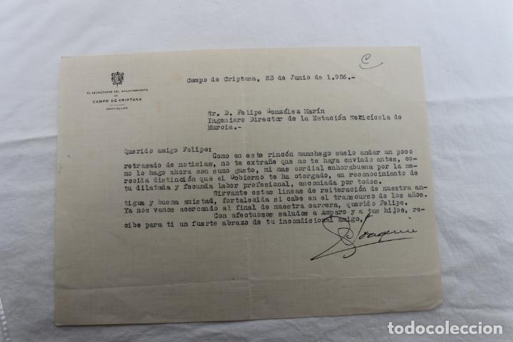 Documentos antiguos: OFICIO, SECRETARIO DEL AYUNTAMIENTO CAMPO DE CRIPTANA, JUNIO 1956 - Foto 1