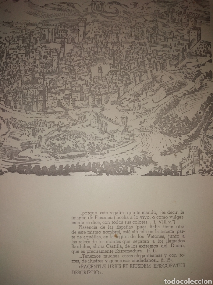 Documents Anciens: PLASENCIA CACERES VISTA DE LA CIUDAD EN EL SIGLO XVI TARJETA 1950