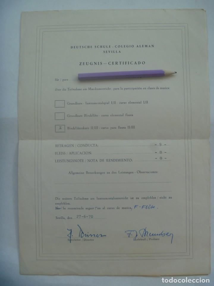 Documentos antiguos: COLEGIO ALEMAN - DEUTSCHE SCHULE : CERTIFICADO NOTAS FLAUTA II / III . SEVILLA, 1970