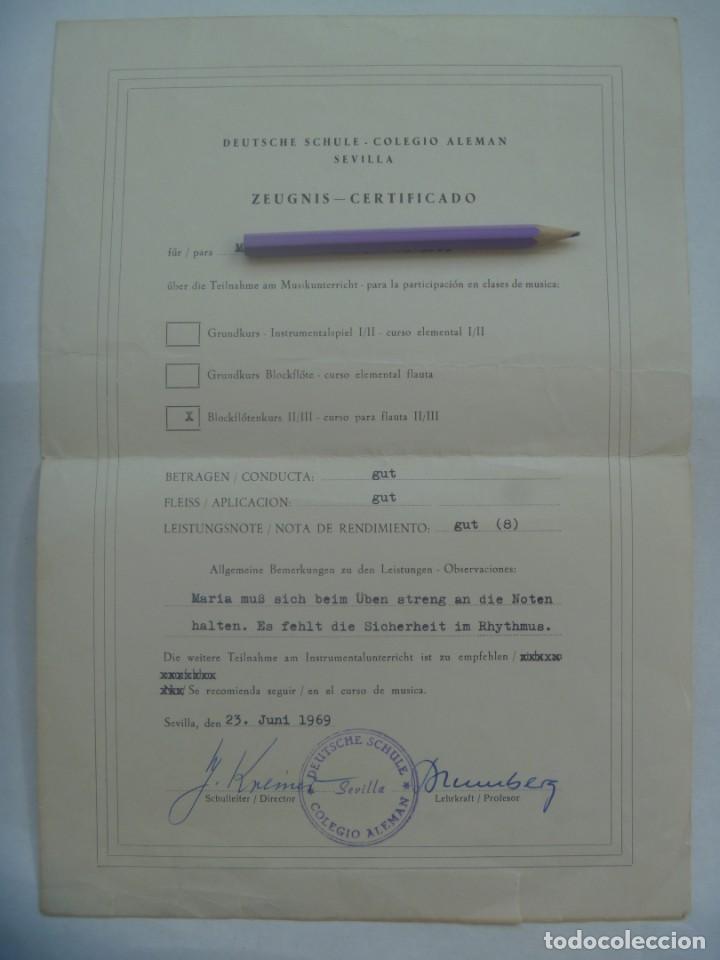 Documentos antiguos: COLEGIO ALEMAN - DEUTSCHE SCHULE : CERTIFICADO CURSO FLAUTA II / III . SEVILLA, 1969