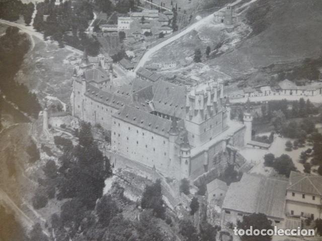 Old Documents: SEGOVIA EL ALCAZAR ANTIGUA LAMINA HUECOGRABADO A&Ntilde;OS 40