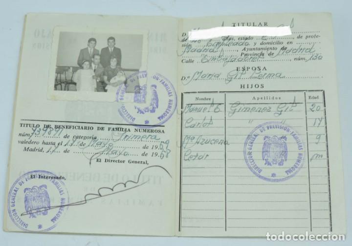Documenti antichi: TITULO DE FAMILIA NUMEROSA, CARNET, 1968, PROTECCION A FAMILIAS NUMEROSAS, TITULO DE BENEFICIARIO, M