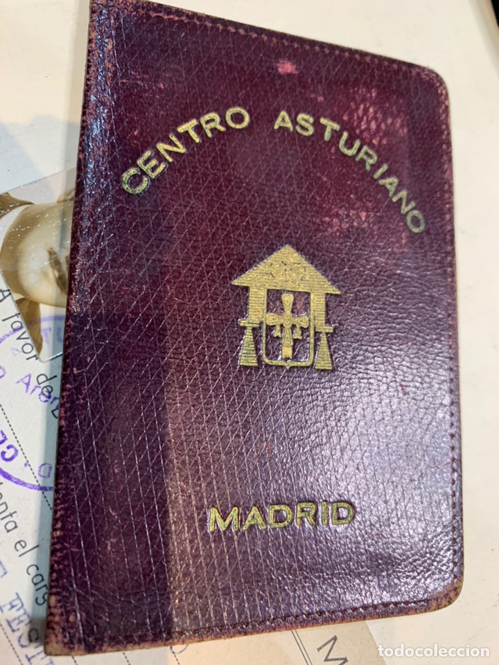 Documentos antiguos: Carnet del Centro Asturiano de Madrid a&ntilde;o 1953 - Foto 2