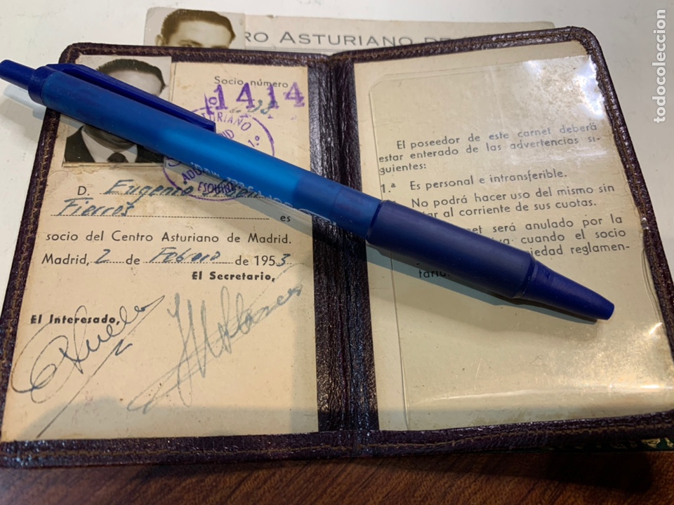Documentos antiguos: Carnet del Centro Asturiano de Madrid a&ntilde;o 1953 - Foto 4