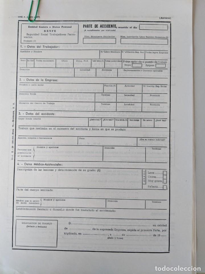 Documentos antiguos: ANTIGUOS IMPRESOS DE RENFE (7) FERROCARRILES, IMPECABLES - Foto 3