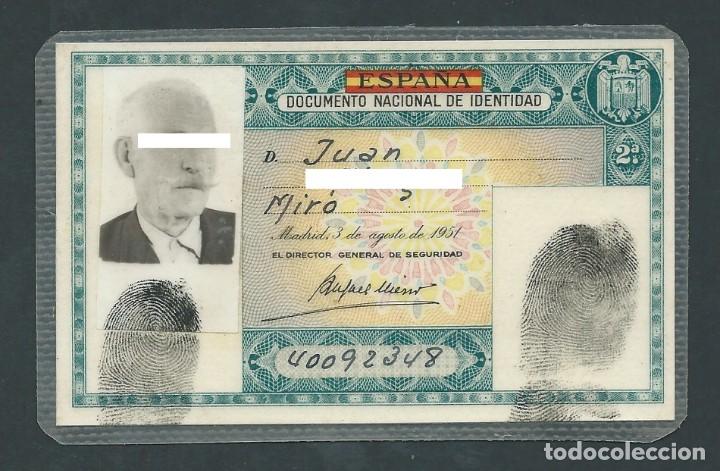 Documents Anciens: antguo documento nacional de identidad ex militar color verde