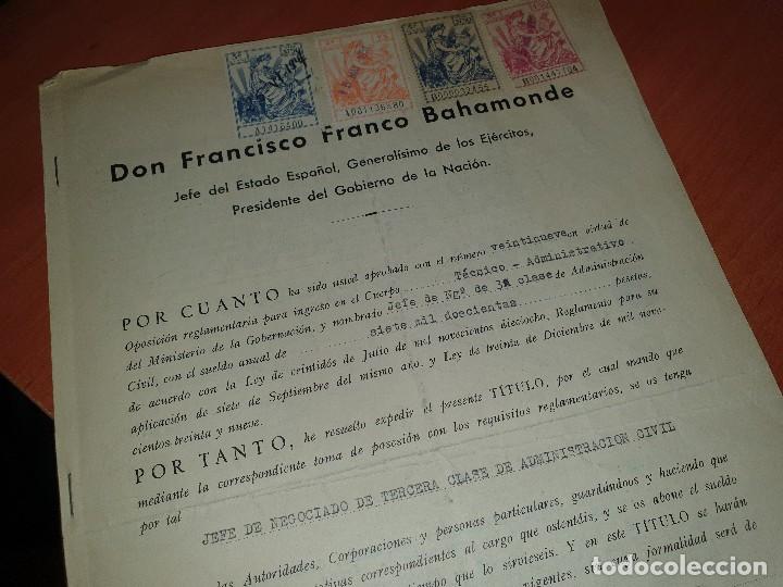 Documentos antiguos: Titulo con firma estampillada de francisco franco, 1947