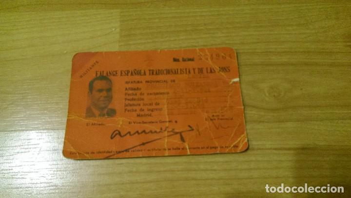 Documentos antiguos: CARNET FALANGE ESPA&Ntilde;OLA A&Ntilde;O 1960 - Foto 1