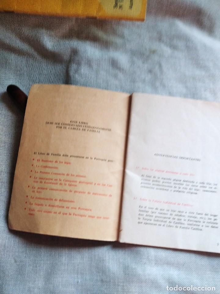 Documentos antiguos: libro de familia catolica - Foto 6