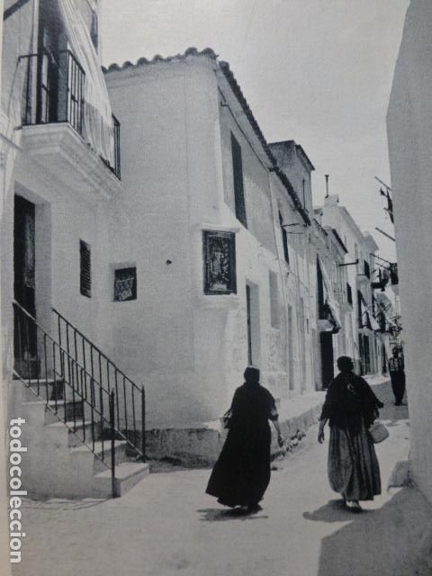 Documentos antiguos: IBIZA ESCENA URBANA ANTIGUA LAMINA HUECOGRABADO A&Ntilde;OS 40