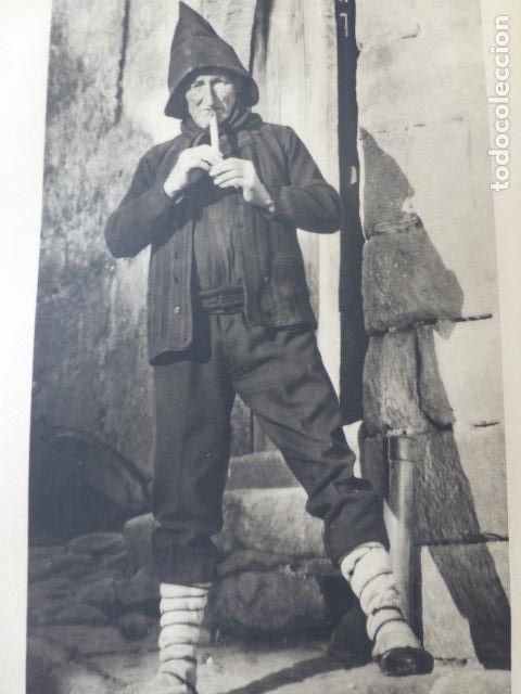 Documenti antichi: PAIS VASCO TXITULARI ANTIGUA LAMINA HUECOGRABADO A&Ntilde;OS 40