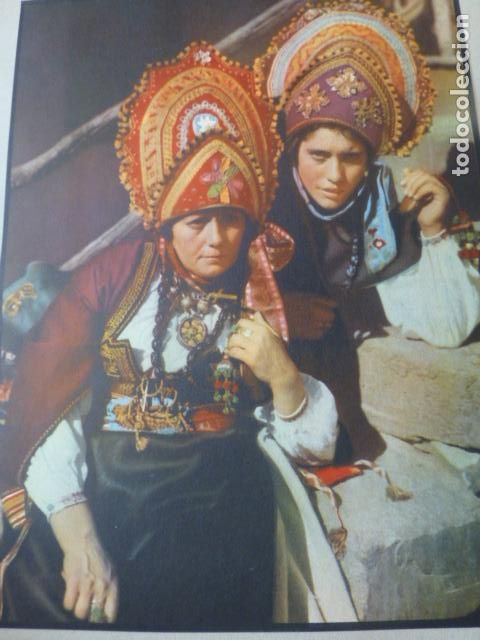 Documenti antichi: VAL DE SAN LORENZO LEON TRAJES MARAGATOS ANTIGUA LAMINA HUECOGRABADO A&Ntilde;OS 40