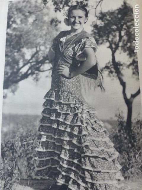 Alte Dokumente: ANDALUC&Iacute;A MUJER CON TRAJE FARALAES ANTIGUA LAMINA HUECOGRABADO A&Ntilde;OS 40