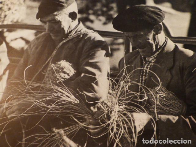 Documenti antichi: AYNA ALBACETE TRABAJANDO EL ESPARTO ANTIGUA LAMINA HUECOGRABADO