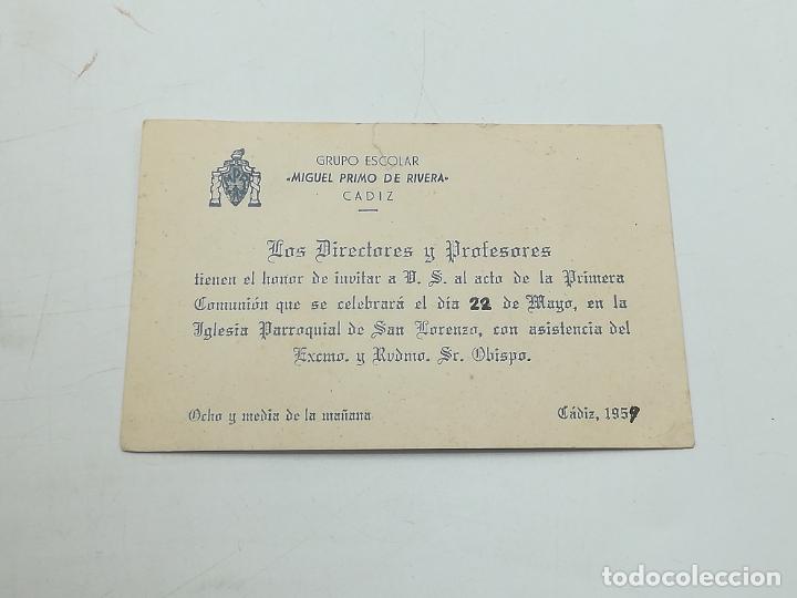 Documentos antiguos: INVITACI&Oacute;N. PRIMERA COMUNI&Oacute;N. 1959. IGLESIA SAN LORENZO. GRUPO ESCOLAR MIGUEL PRIMO DE RIVERA, CADIZ