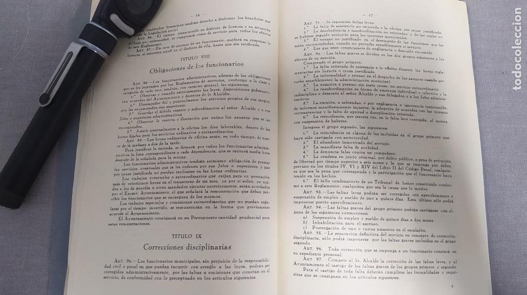 Documentos antiguos: Reglamento de funcionarios municipales de Sevilla 1933 - Foto 6