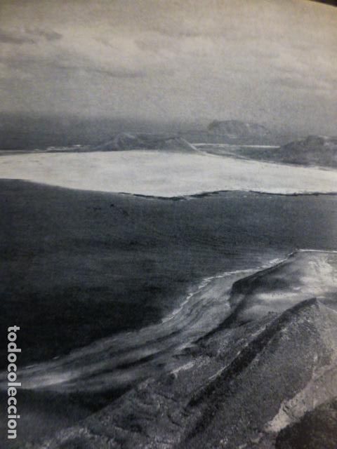 Documentos antiguos: LA GRACIOSA LANZAROTE ANTIGUO HUECOGRABADO - Foto 1
