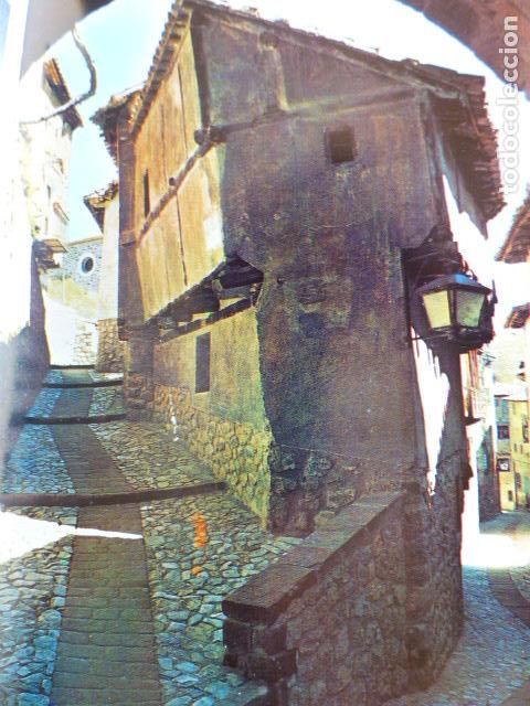 Documentos antiguos: ALBARRACIN TERUEL DETALLE URBANO ANTIGUO HUECOGRABADO