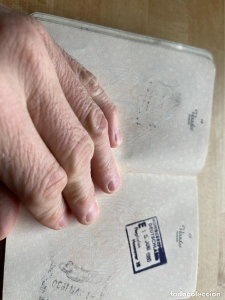 Documentos antiguos: PASAPORTE A&Ntilde;OS 70 FINALES DICTADIRA TRANSICI&Oacute;N SELLOS - Foto 4