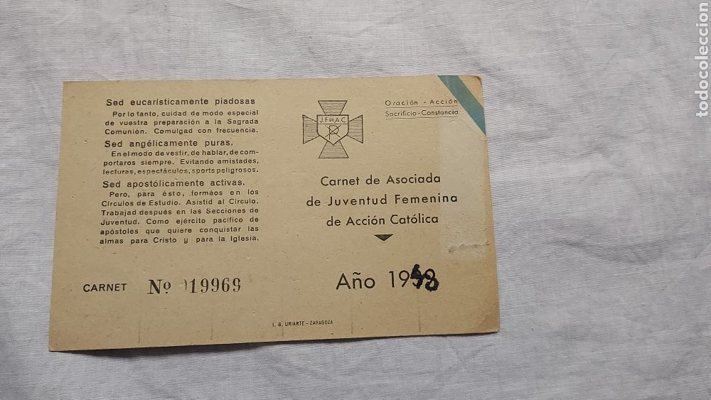 Documentos antiguos: CARNET DE ASOCIADA DE JUVENTUD DE ACCION CATOLICA A&Ntilde;O 1943