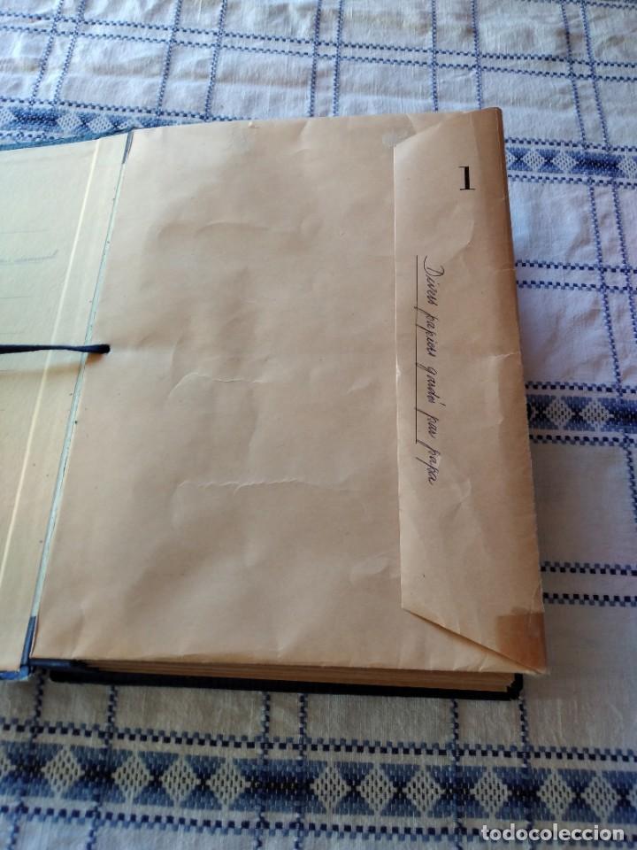Documentos antiguos: Antiguo archivador de documentos tipo acorde&oacute;n, con sobres en el interior. - Foto 5