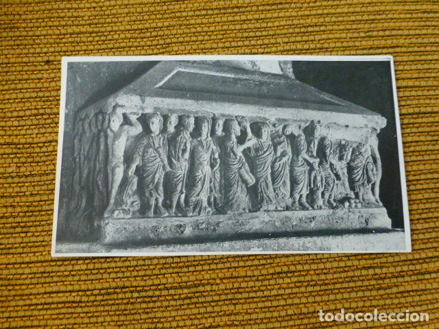 Documentos antigos: ZARAGOZA SARCOFAGO ROMANO EN SANTA ENGRACIA FOTOTIPIA HACIA 1900 8 X 14 CMTS