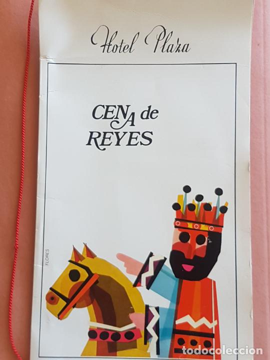 Documentos antiguos: CENA DE GALA DE REYES HOTEL PLAZA MADRID A&Ntilde;OS 60 FLORES ILUSTRADOR MENU